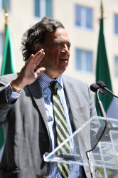 3- Iran Solidarity March 2019 - Gov. Bill Richardson Speaking - June 21, 2019 - Washington DC across DOS